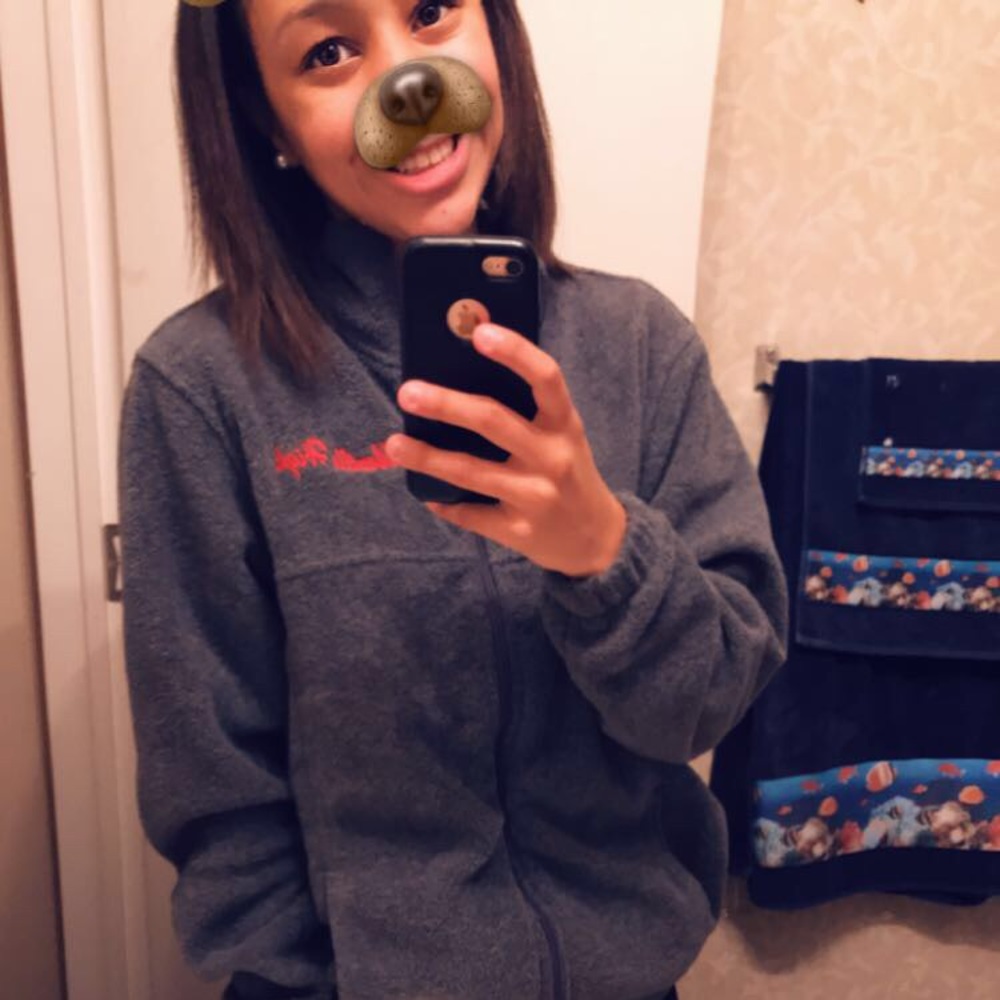 Meet your Posher, Lori